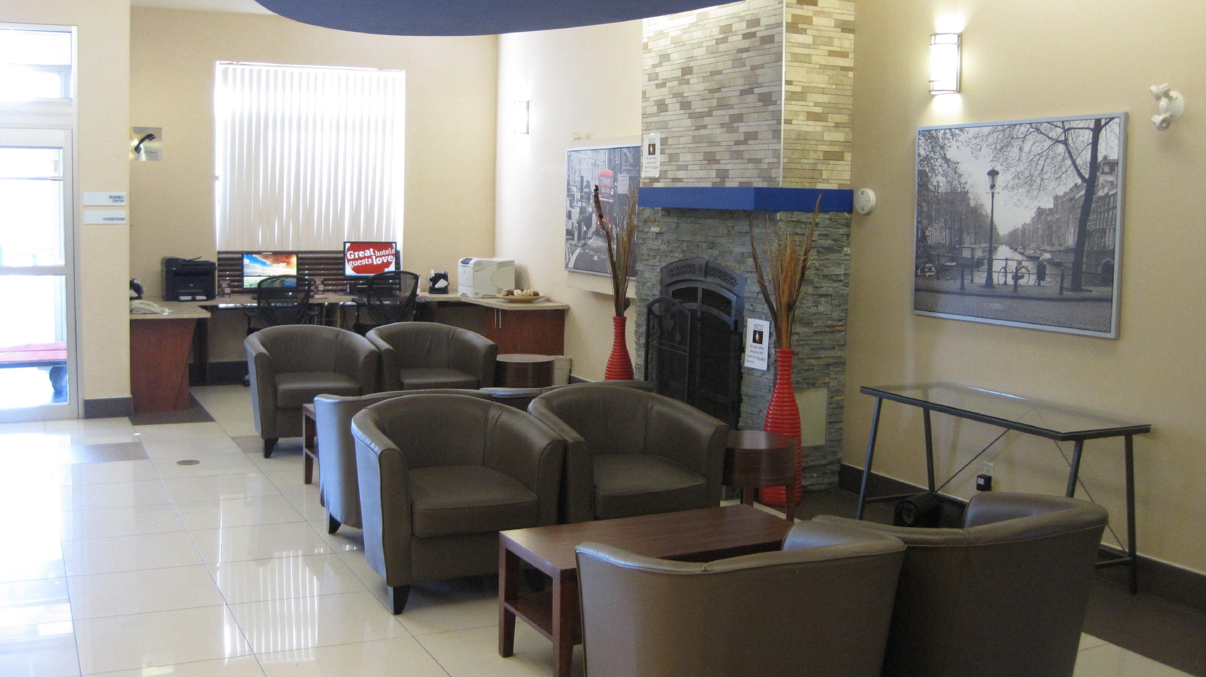 Holiday Inn Express Hotel & Suites-Edmonton South By Ihg Ngoại thất bức ảnh