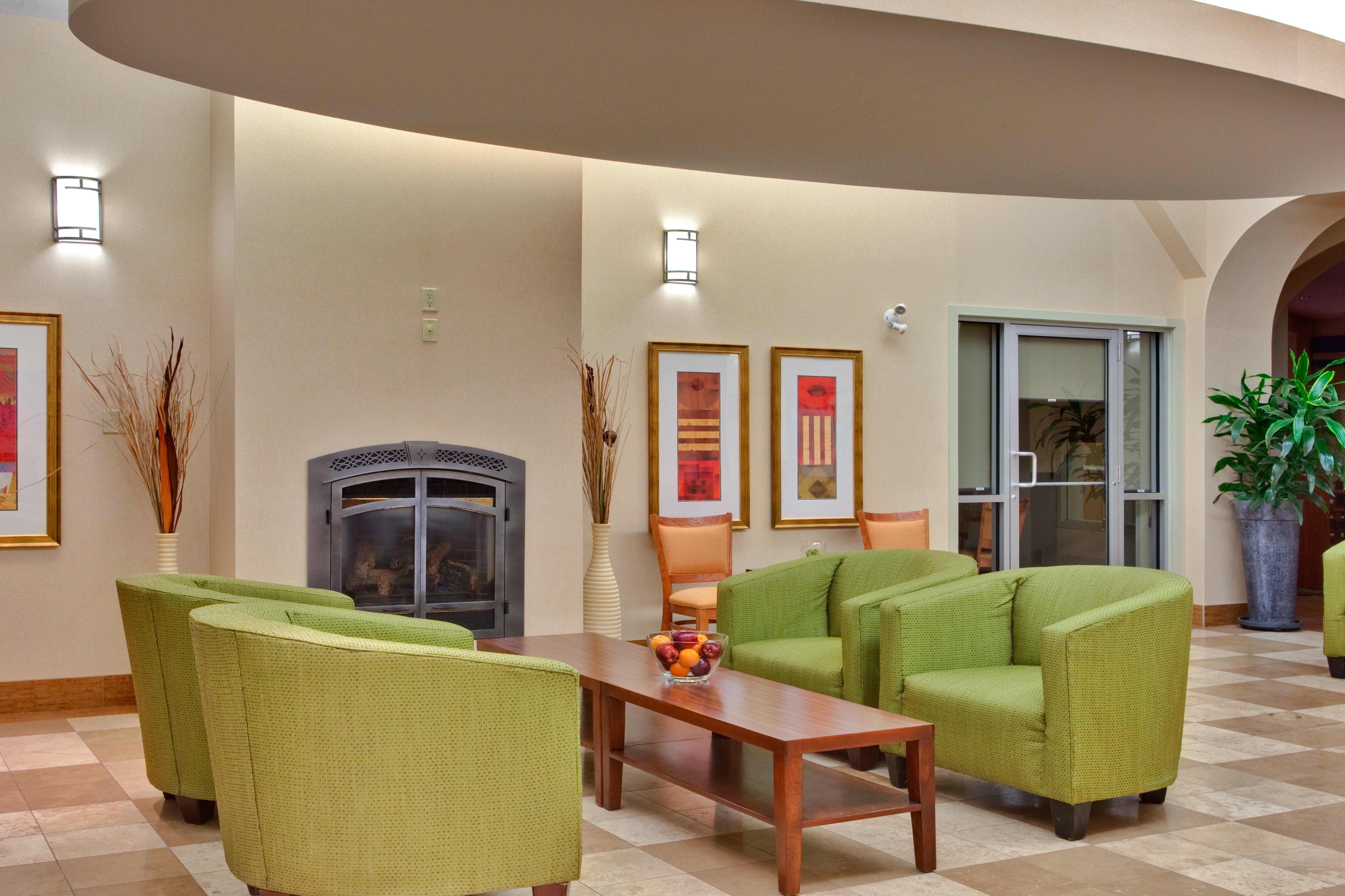 Holiday Inn Express Hotel & Suites-Edmonton South By Ihg Ngoại thất bức ảnh
