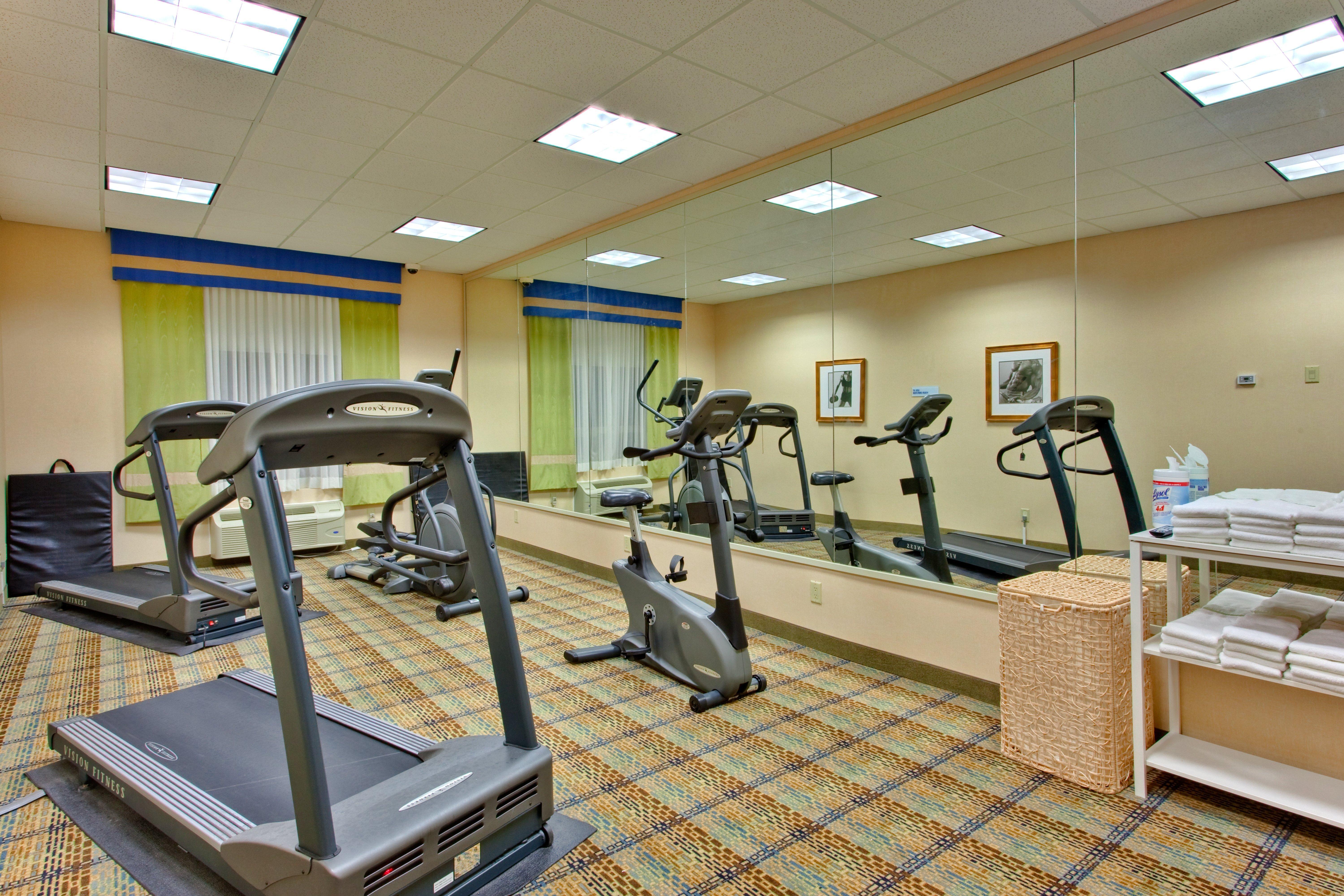 Holiday Inn Express Hotel & Suites-Edmonton South By Ihg Ngoại thất bức ảnh