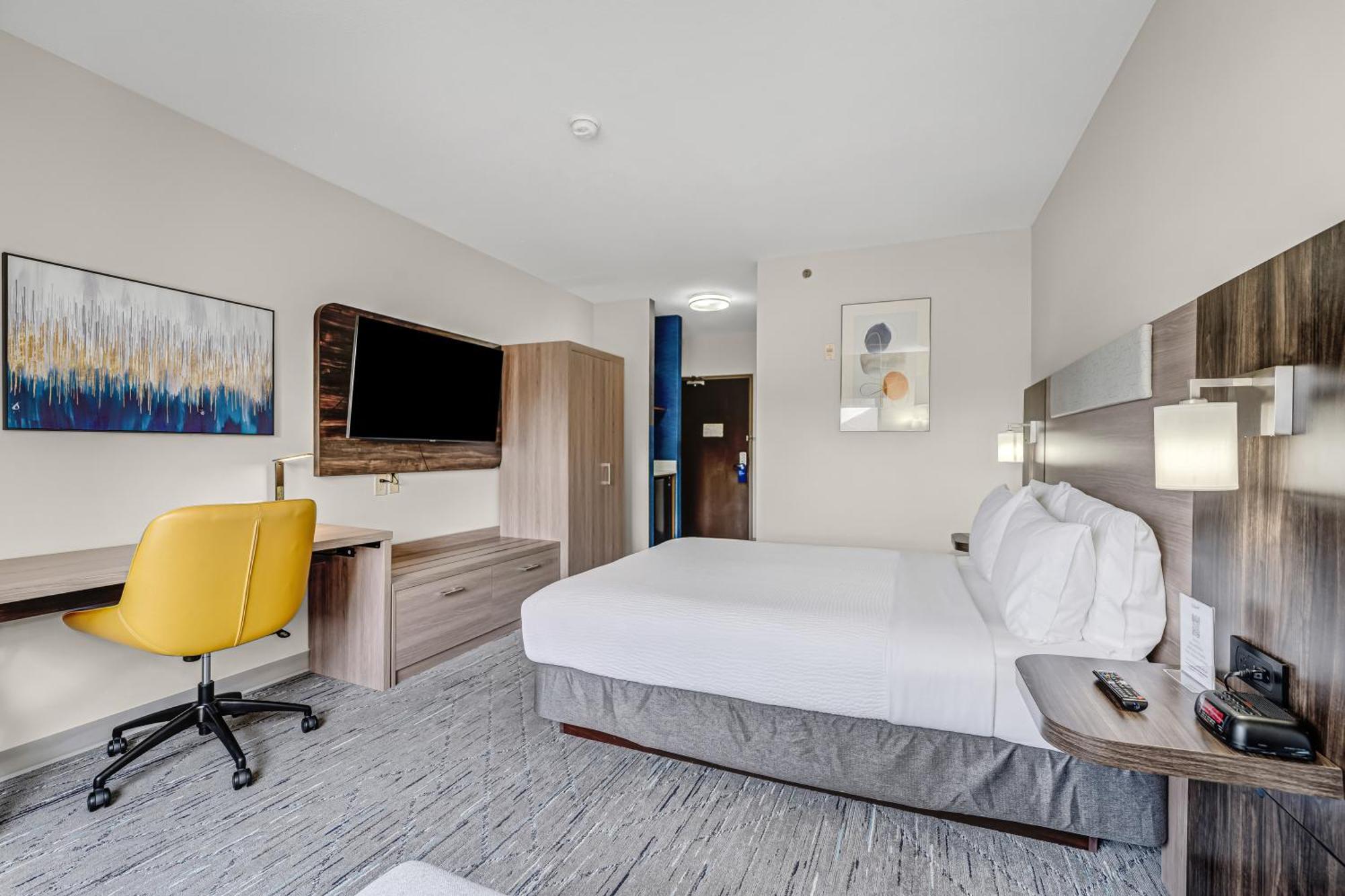 Holiday Inn Express Hotel & Suites-Edmonton South By Ihg Ngoại thất bức ảnh